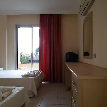 Summer Rose Otel 3*