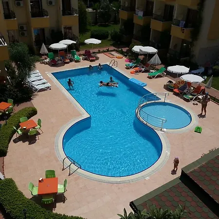 Summer Rose Otel Side