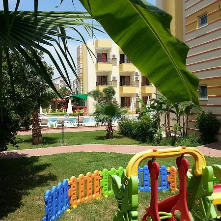 Summer Rose Otel Side